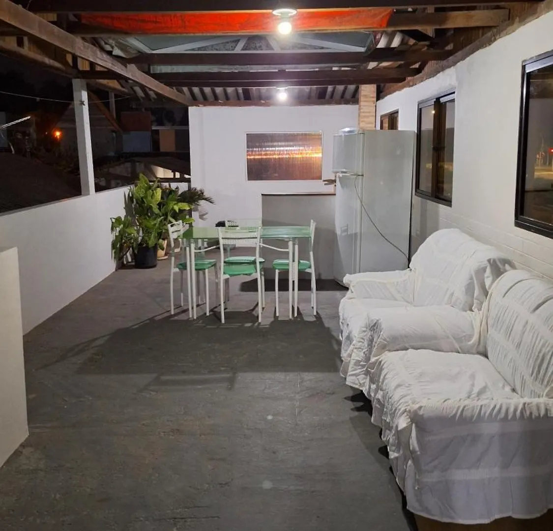 Quarto em Acomodações Particulares SUÍTE PRIVATIVA COM VARANDA em frente ao Beto Carrero Penha